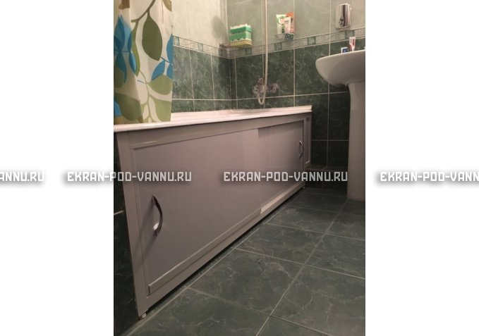 Экран  EUROPLEX Роликс белый с вставкой – купить по цене 10400 руб. в интернет-магазине в городе Томск картинка 2